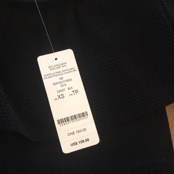 Long black maxi dress - Picture 4 of 7